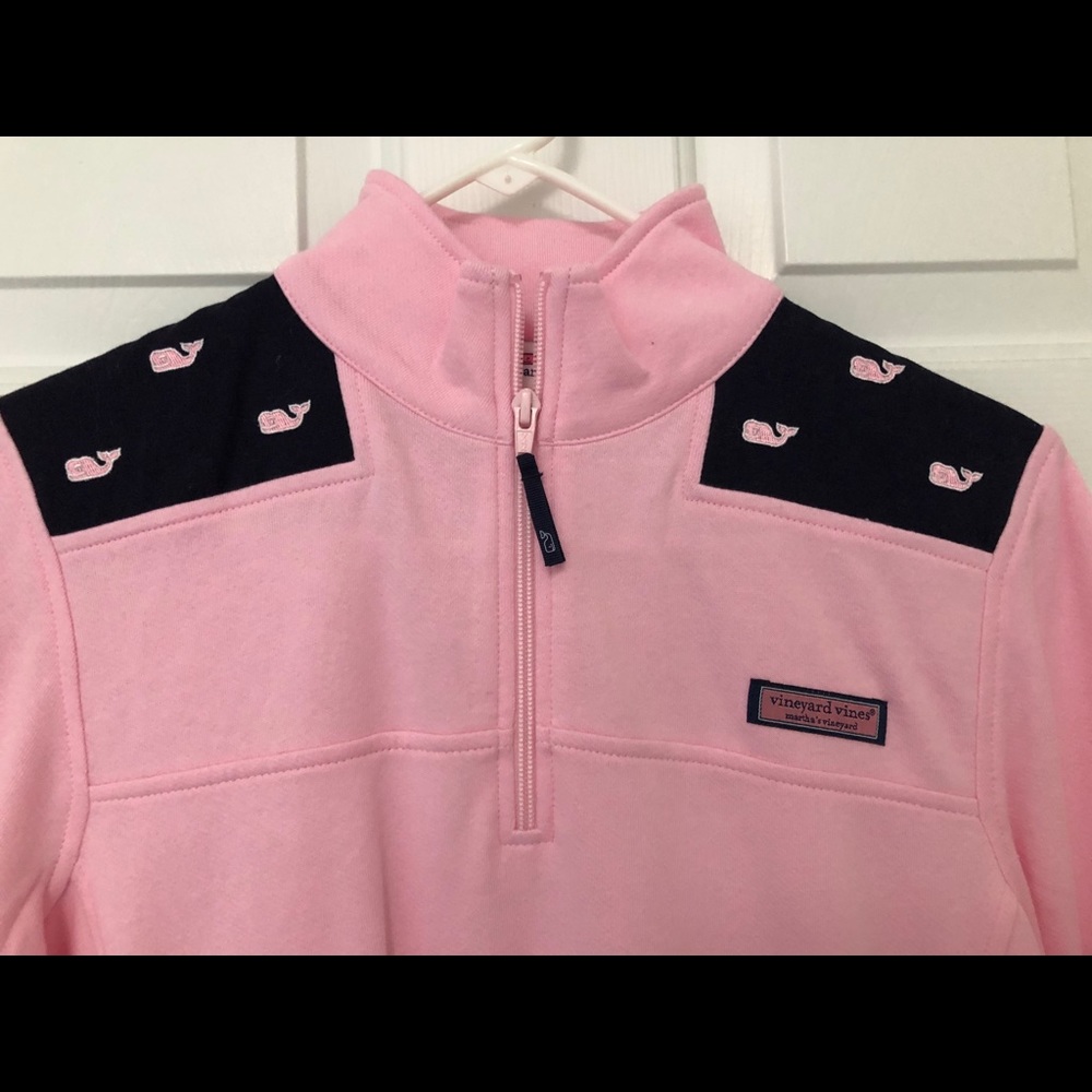 Vineyard Vines Women’s Whale Shep Shirt - Picture 2 of 5